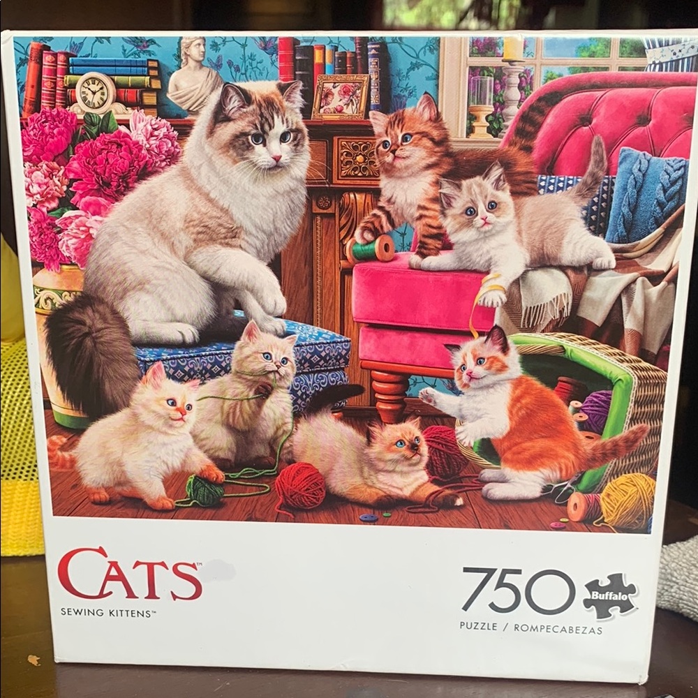 Buffalo Cats Sewing Kittens Puzzle - 750 Pieces